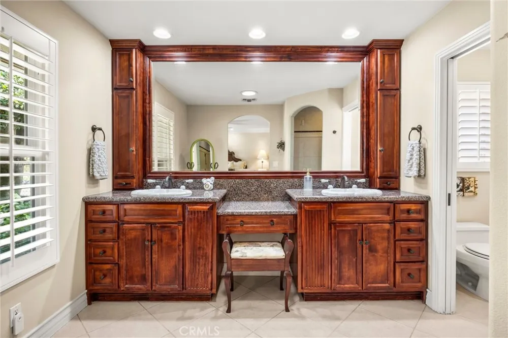 1328 Loma Sola Upland, CA 91786