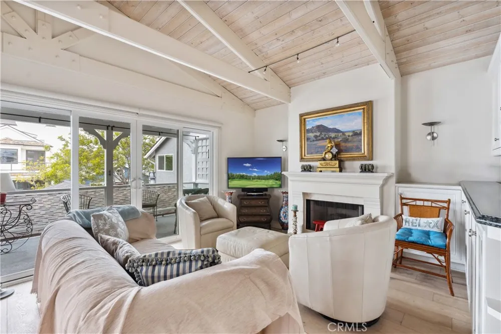 130 Topaz #1/2 Newport Beach, CA 92662