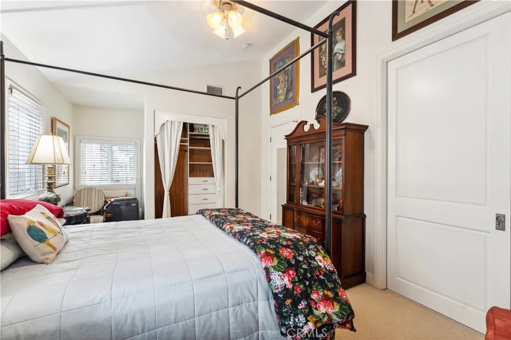 130 Topaz #1/2 Newport Beach, CA 92662