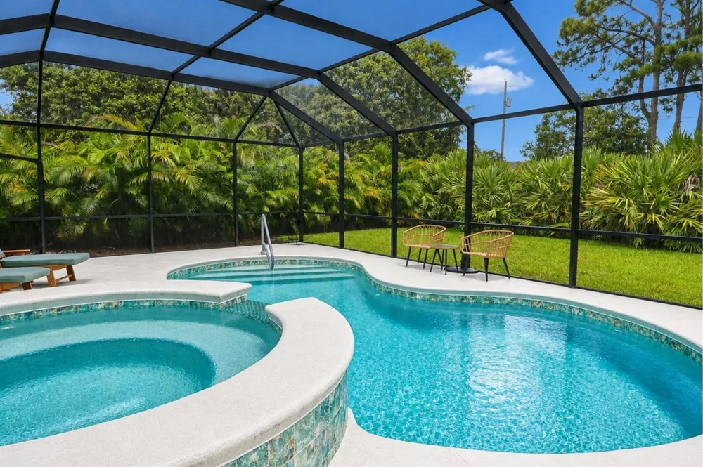415 SE Calmoso Drive Port St. Lucie, FL 34983
