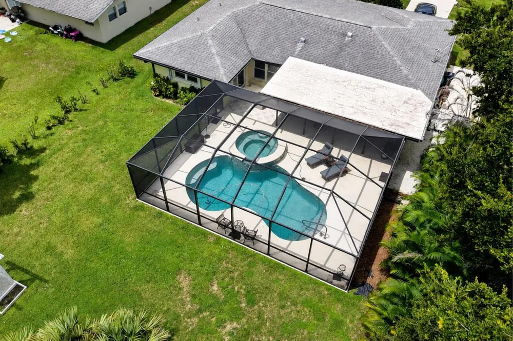 415 SE Calmoso Drive Port St. Lucie, FL 34983