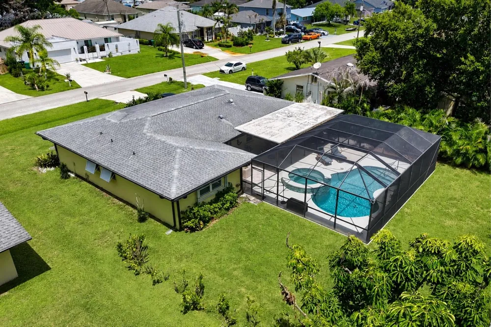 415 SE Calmoso Drive Port St. Lucie, FL 34983