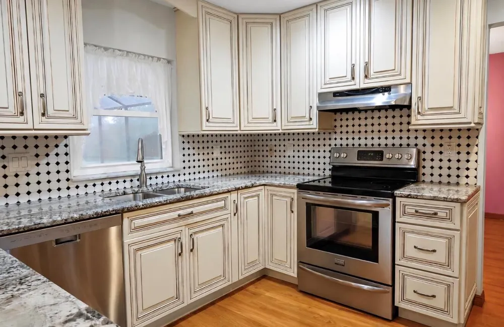 415 SE Calmoso Drive Port St. Lucie, FL 34983