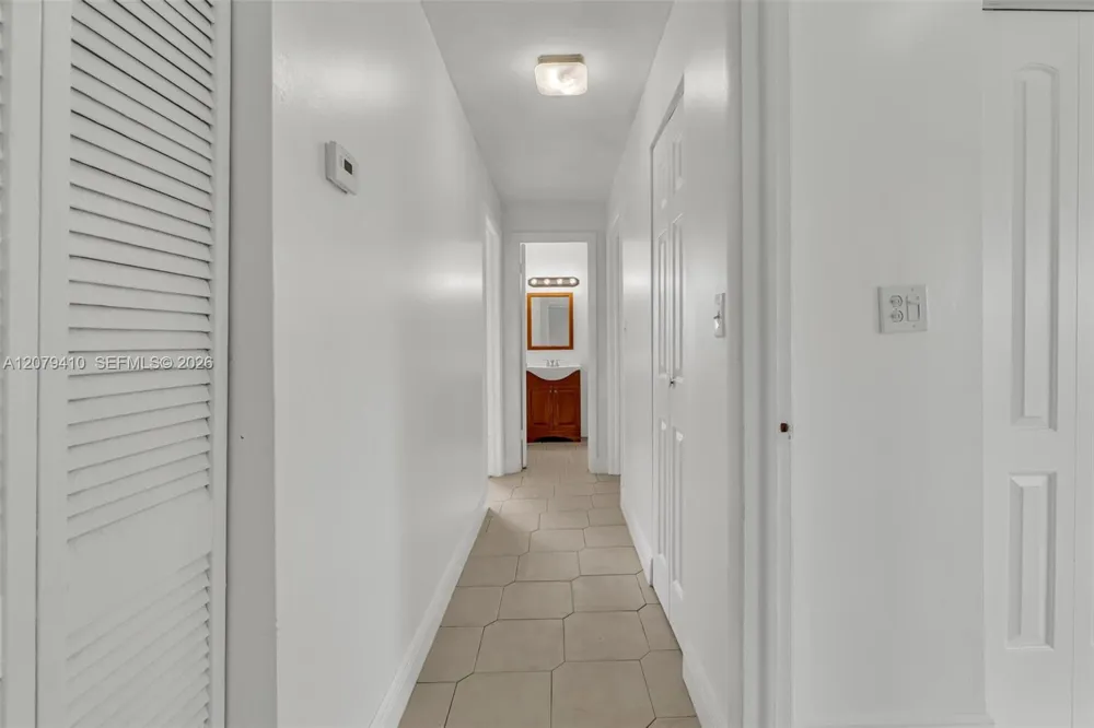 15470 SW 82nd Ln #332 Miami, FL 33193