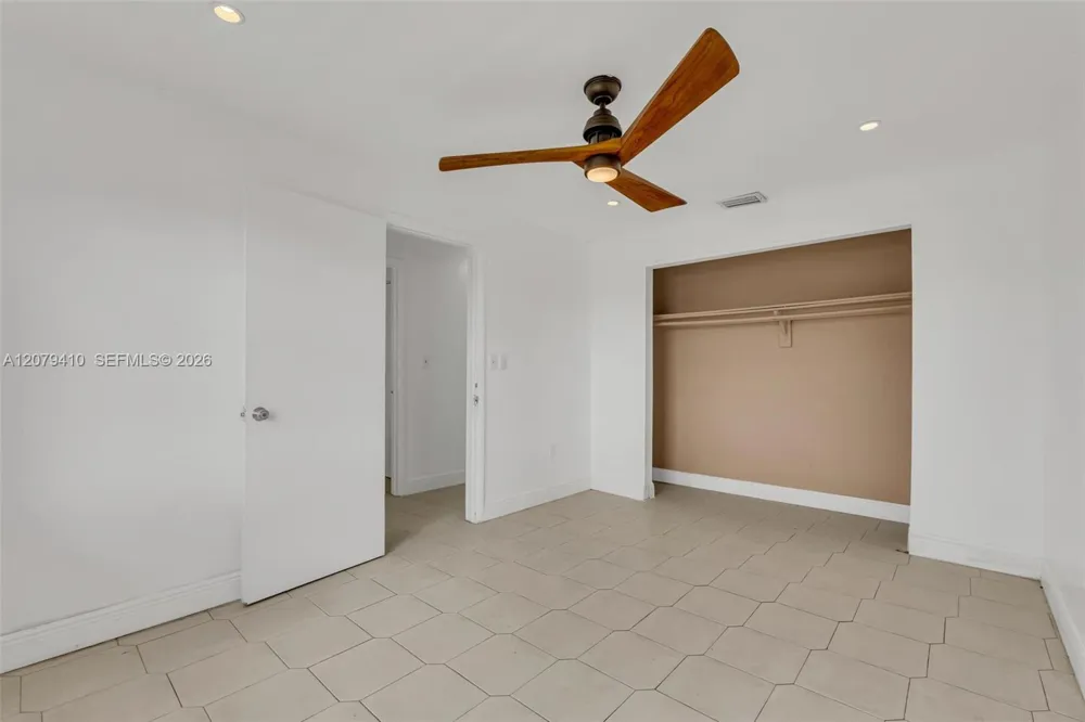 15470 SW 82nd Ln #332 Miami, FL 33193