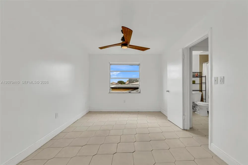 15470 SW 82nd Ln #332 Miami, FL 33193