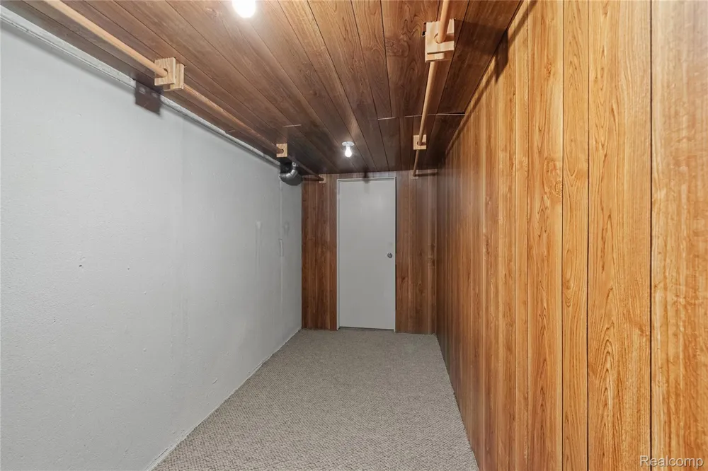 2101 VINE WAY #90 Canton Charter Township, MI 48188