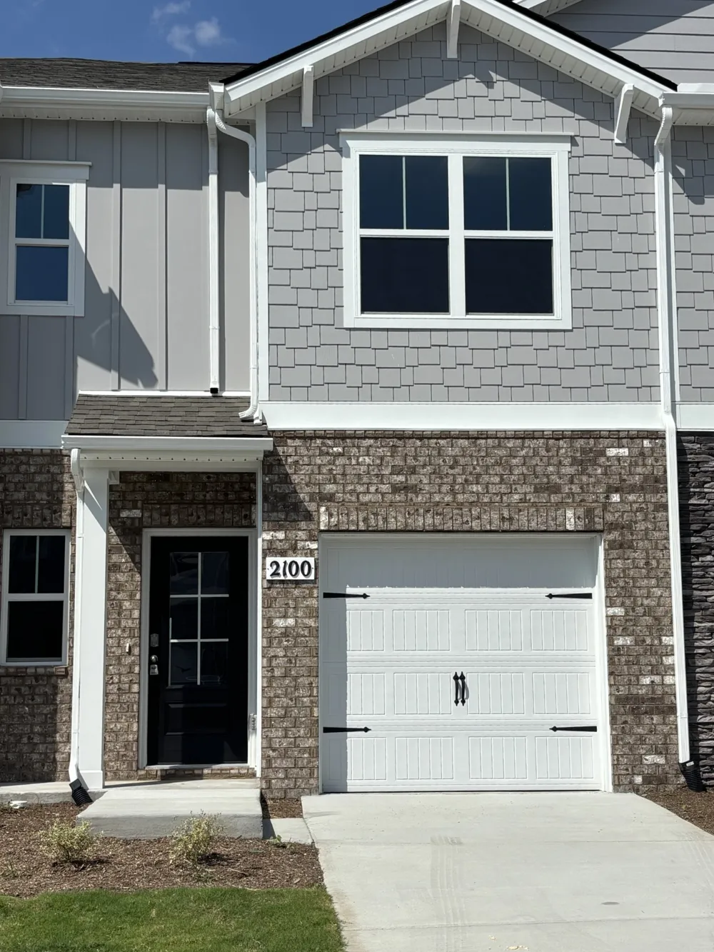 2100 Widgeon Pt Lebanon, TN 37090