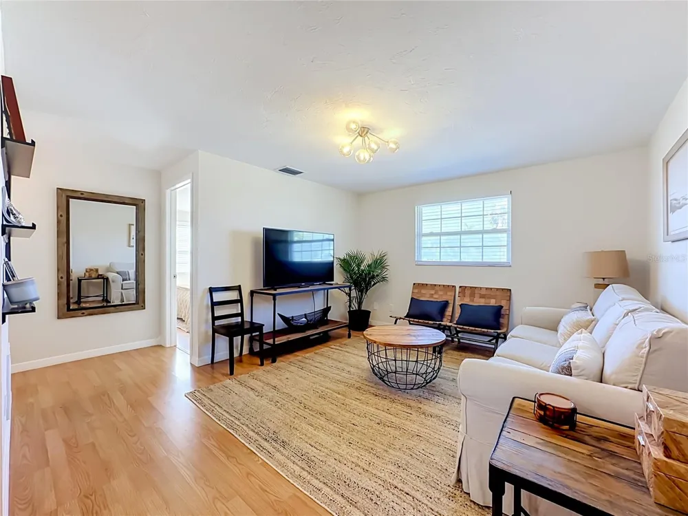 202 PEACOCK  UNIT B LANE #B Holmes Beach, FL 34217