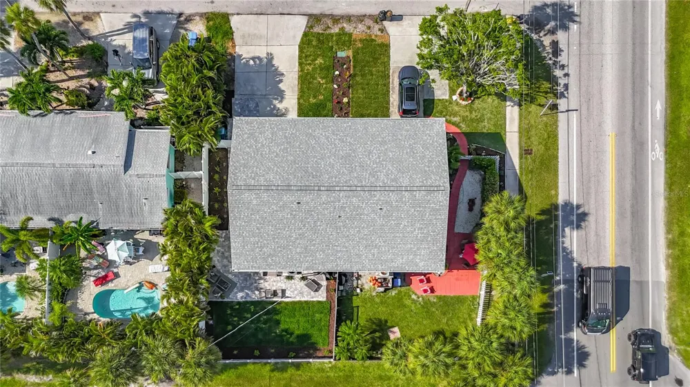 202 PEACOCK  UNIT B LANE #B Holmes Beach, FL 34217