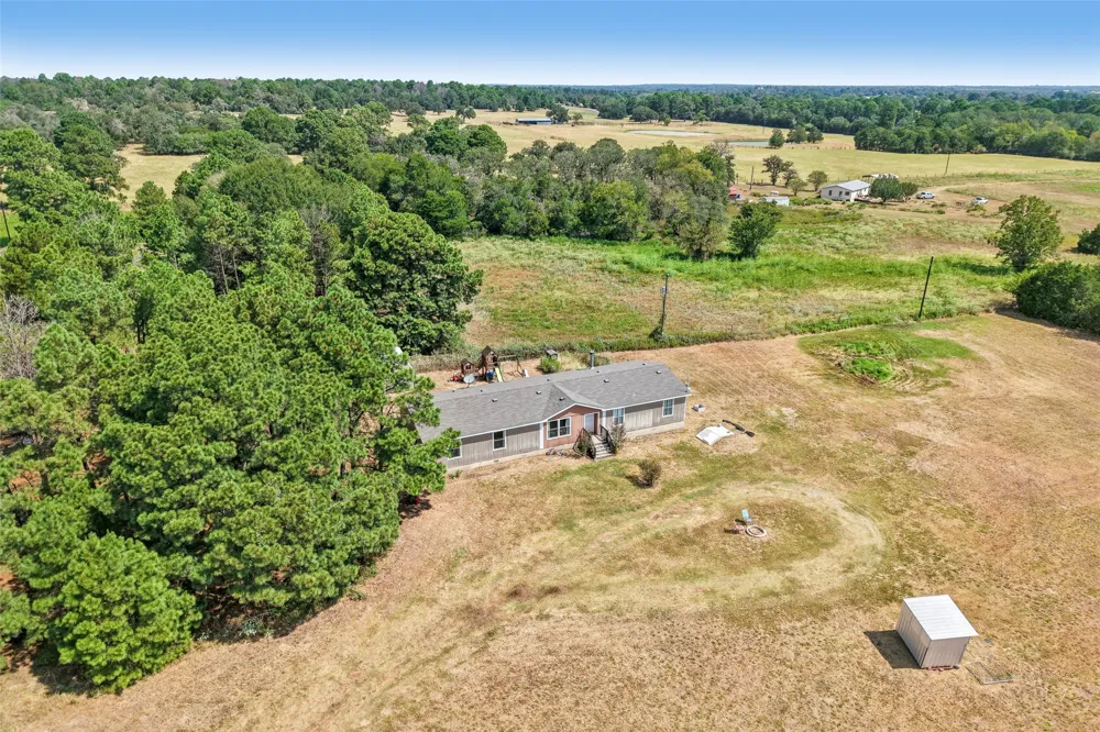 258 Pathfinders Way Smithville, TX 78957