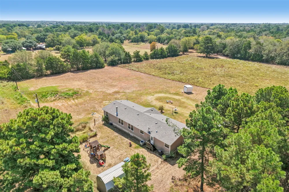 258 Pathfinders Way Smithville, TX 78957