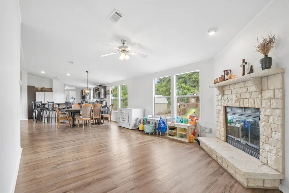 258 Pathfinders Way Smithville, TX 78957