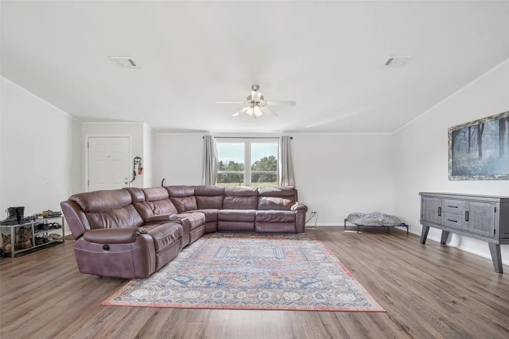 258 Pathfinders Way Smithville, TX 78957
