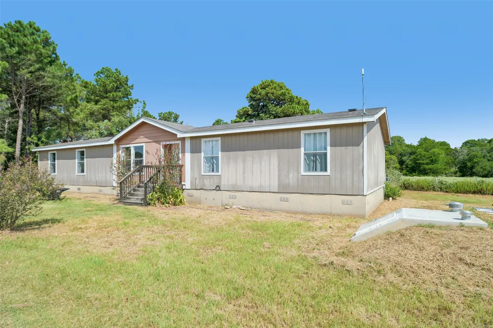 258 Pathfinders Way Smithville, TX 78957