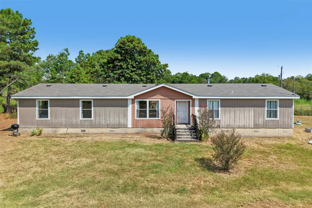 258 Pathfinders Way Smithville, TX 78957