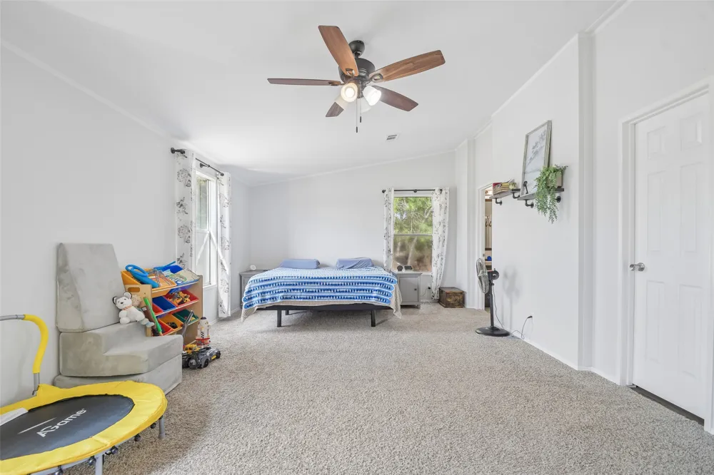 258 Pathfinders Way Smithville, TX 78957