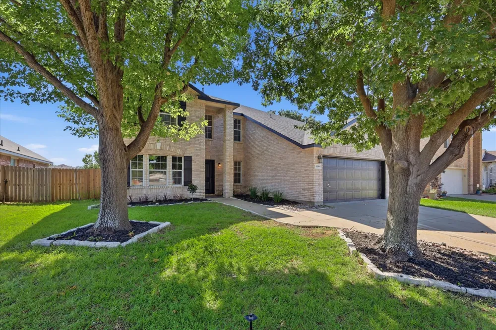 5644 Meadows Way North Richland Hills, TX 76180