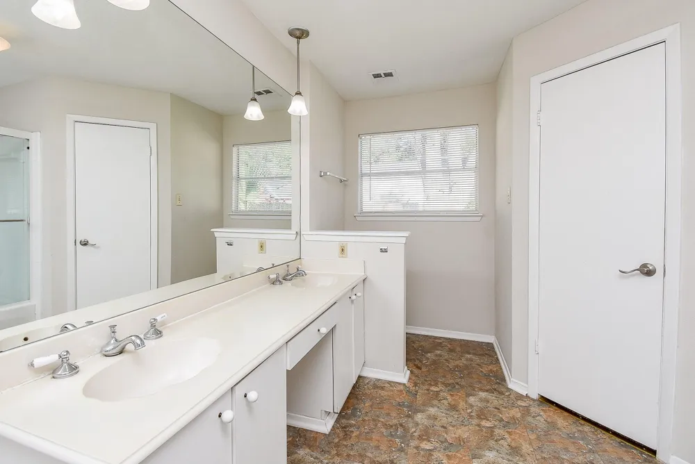 1918 Liberty Point Lane Sugar Land, TX 77478