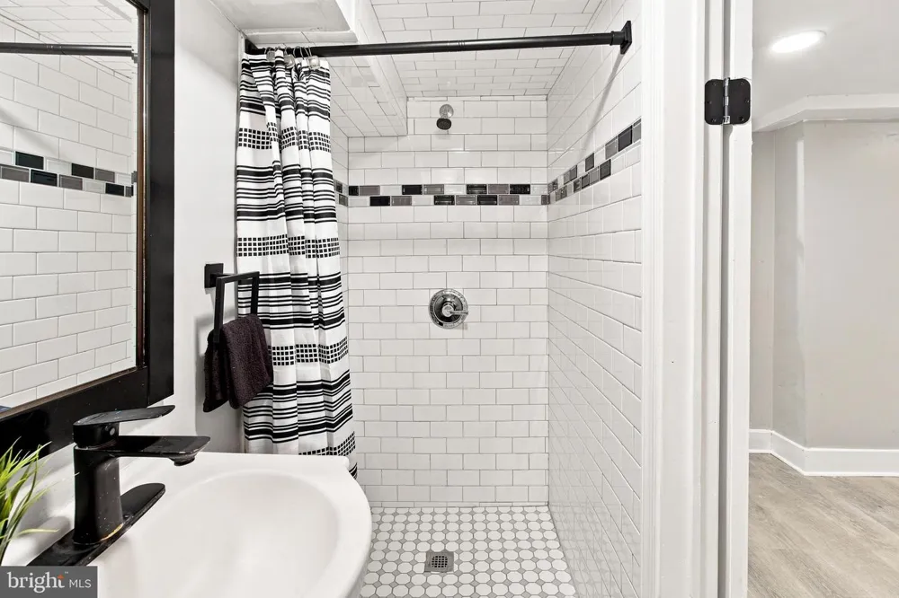 5109 BELAIR ROAD Baltimore, MD 21206