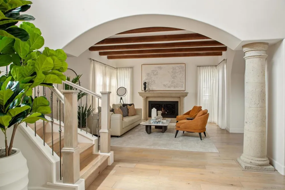 7729 Ivanhoe Avenue La Jolla, CA 92037