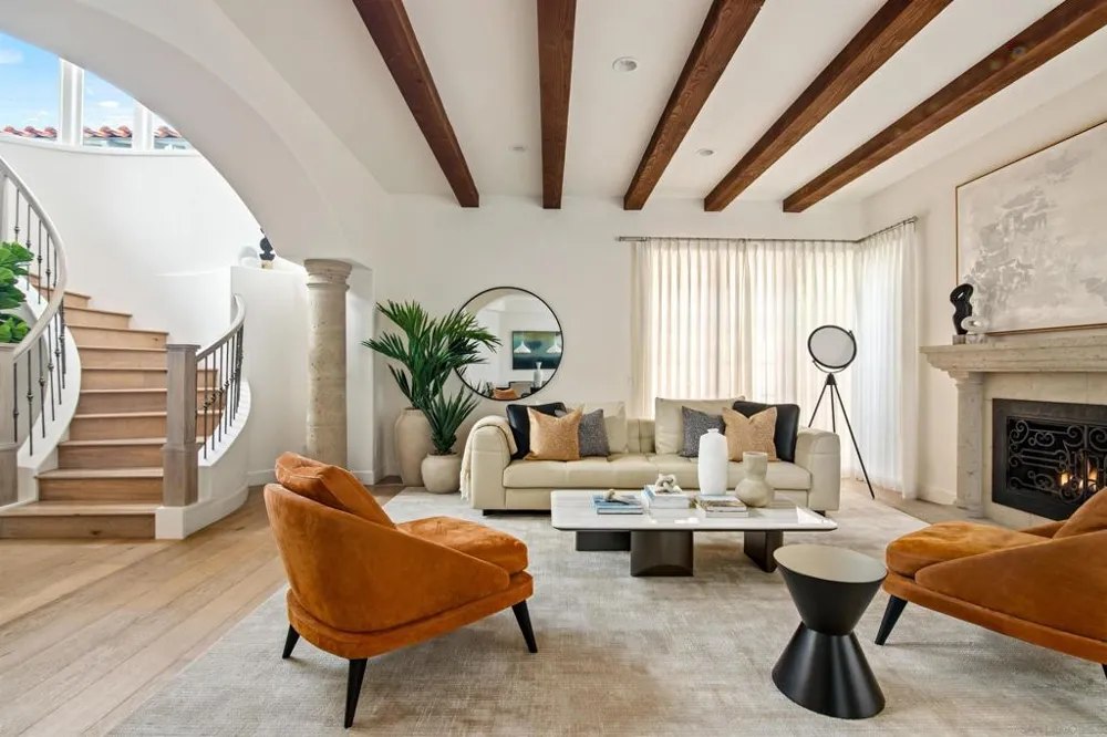 7729 Ivanhoe Avenue La Jolla, CA 92037