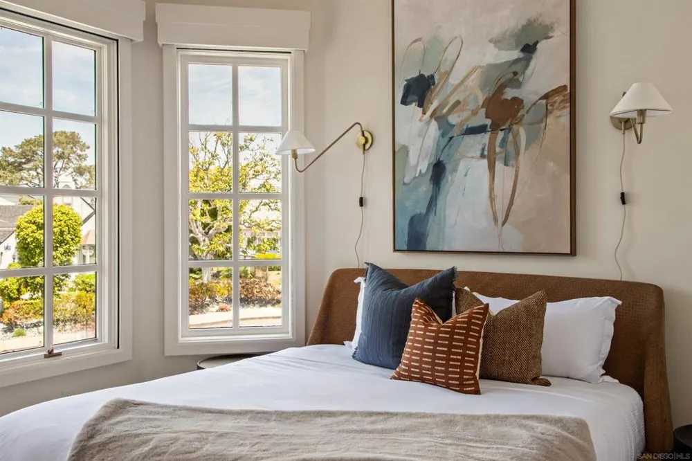 7729 Ivanhoe Avenue La Jolla, CA 92037