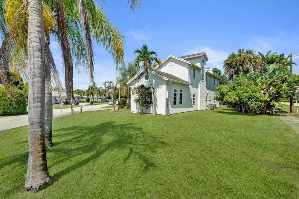 9497 SE RIVER TERRACE Jupiter, FL 33469