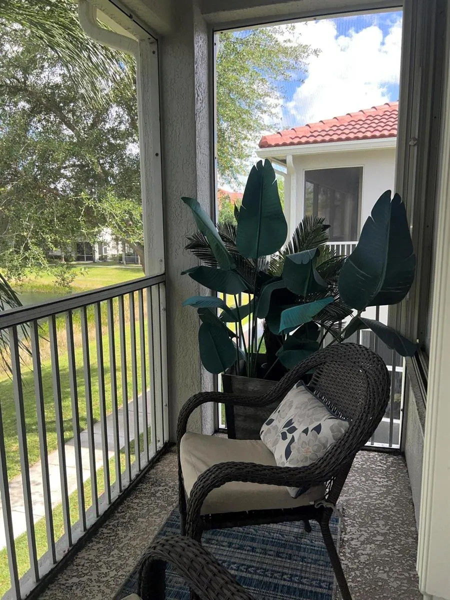 2144 WINGATE Bend Wellington, FL 33414
