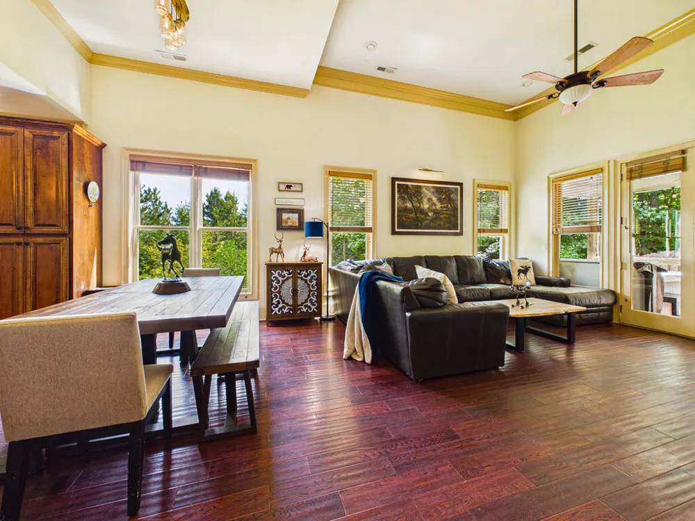 476 Licklog Ridge Hayesville, NC 28904