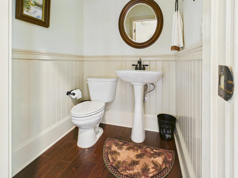476 Licklog Ridge Hayesville, NC 28904