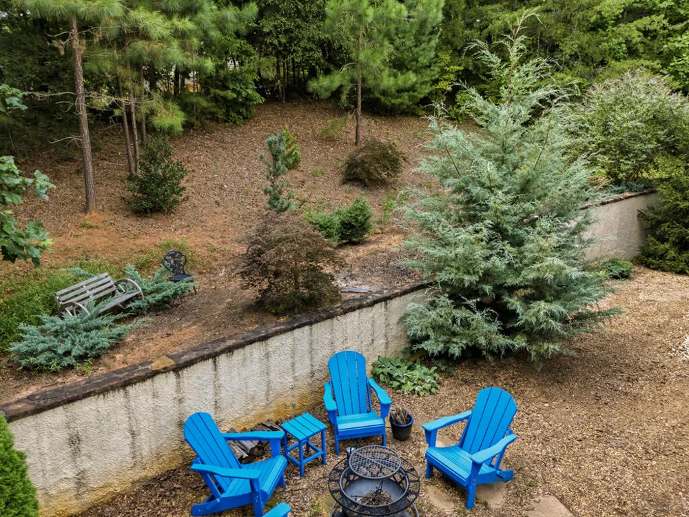 476 Licklog Ridge Hayesville, NC 28904