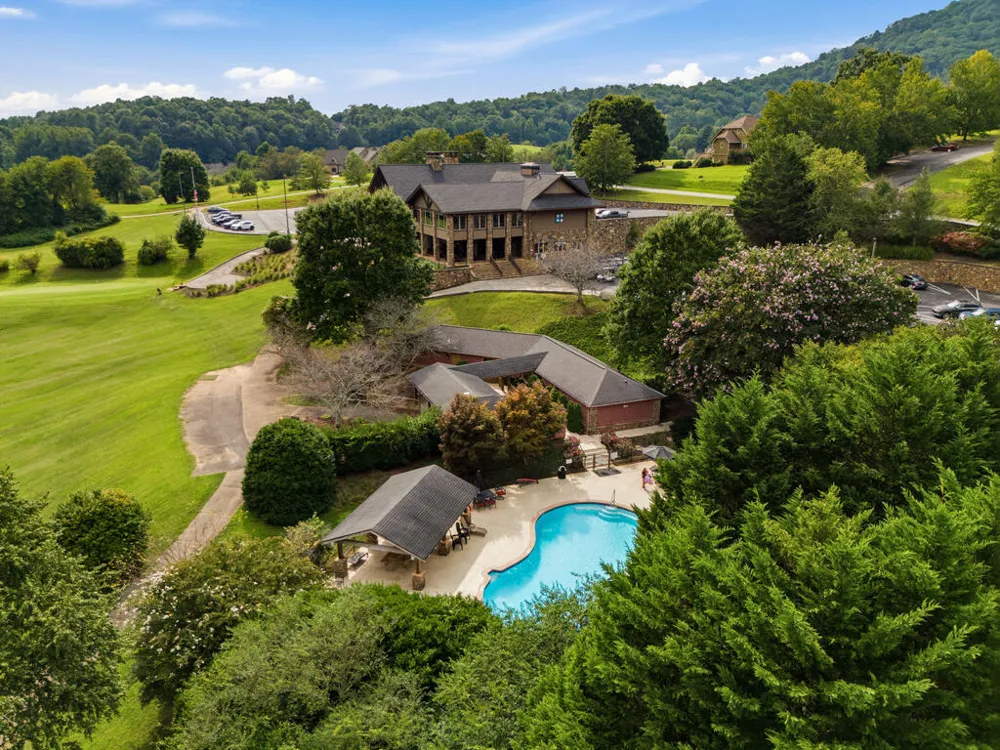 476 Licklog Ridge Hayesville, NC 28904