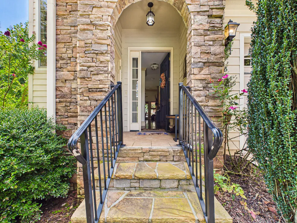 476 Licklog Ridge Hayesville, NC 28904