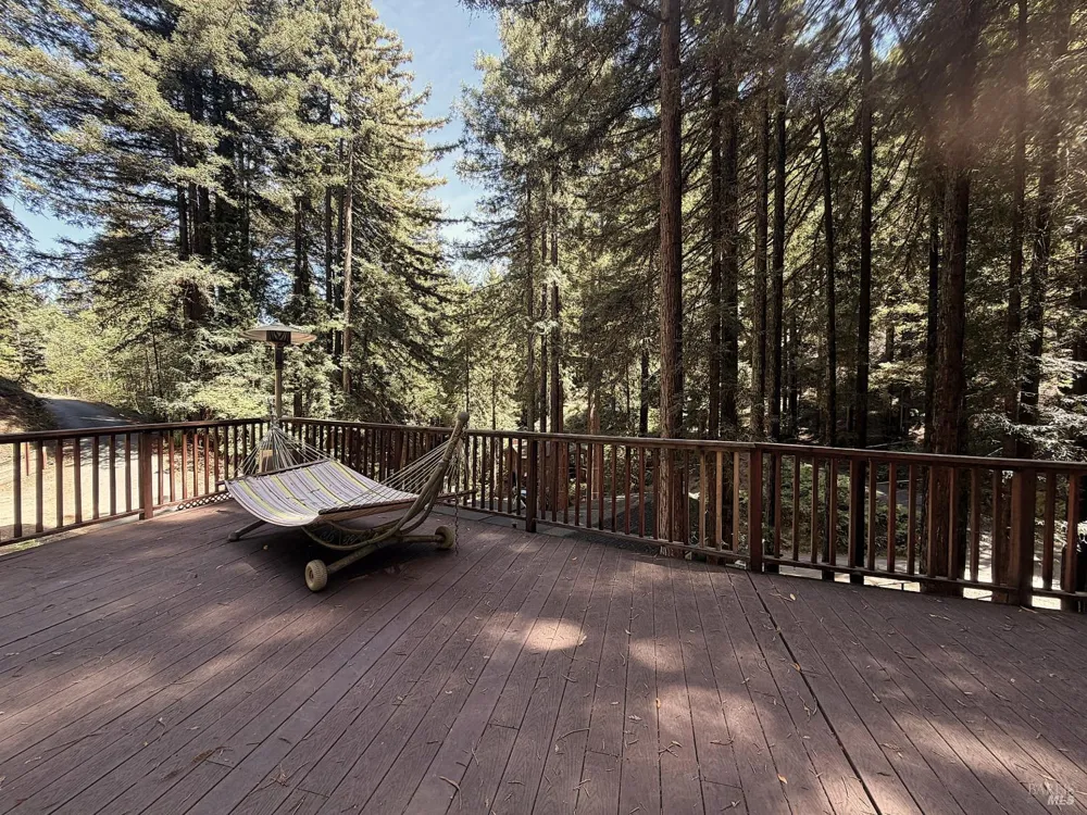 7233 Harmon Avenue Guerneville, CA 95446