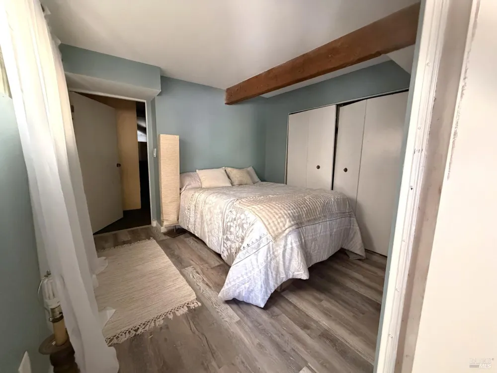7233 Harmon Avenue Guerneville, CA 95446