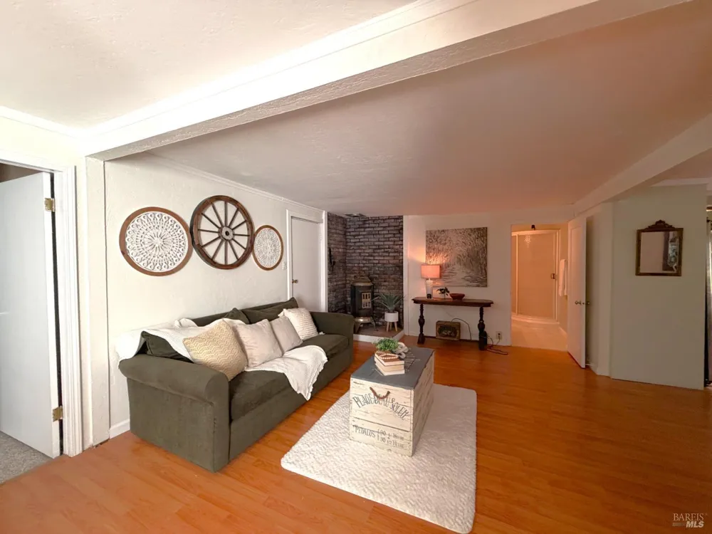 7233 Harmon Avenue Guerneville, CA 95446