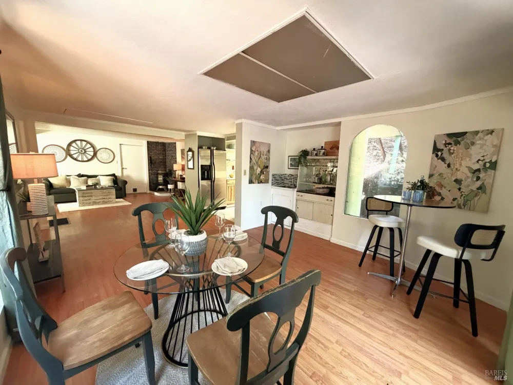 7233 Harmon Avenue Guerneville, CA 95446