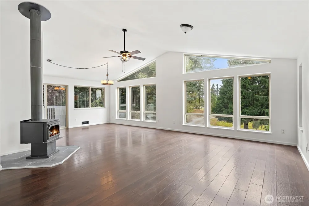 937 Rowe Road Camano Island, WA 98282