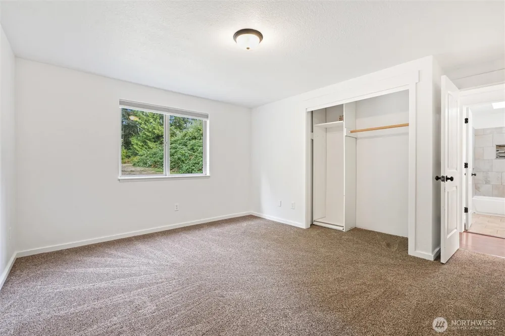 937 Rowe Road Camano Island, WA 98282