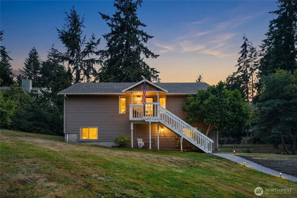 937 Rowe Road Camano Island, WA 98282