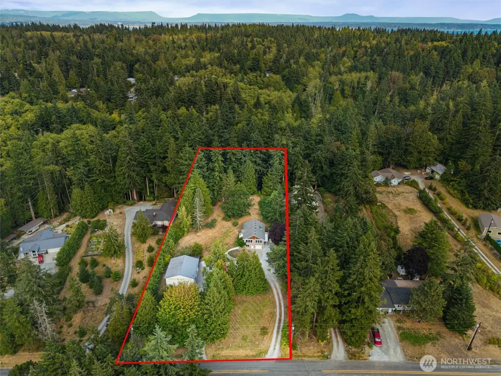 937 Rowe Road Camano Island, WA 98282