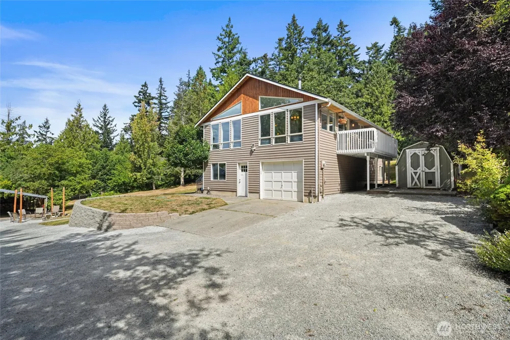 937 Rowe Road Camano Island, WA 98282