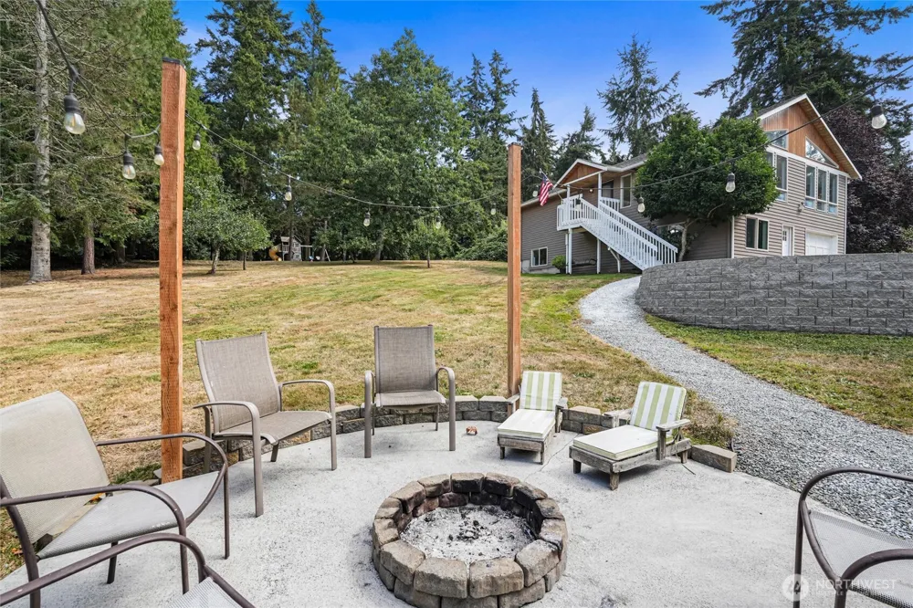 937 Rowe Road Camano Island, WA 98282
