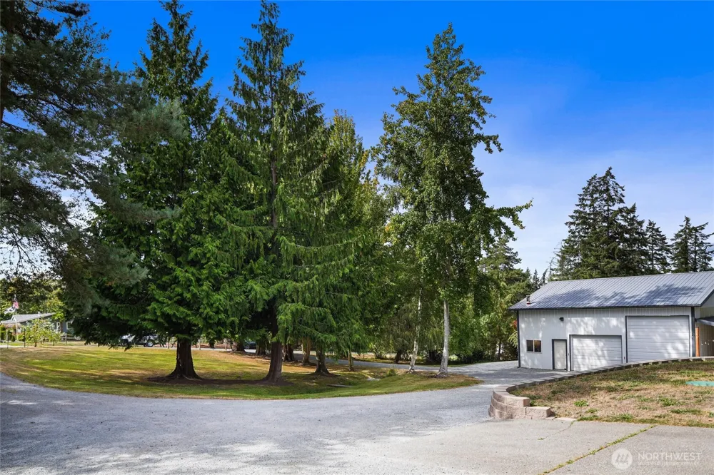 937 Rowe Road Camano Island, WA 98282