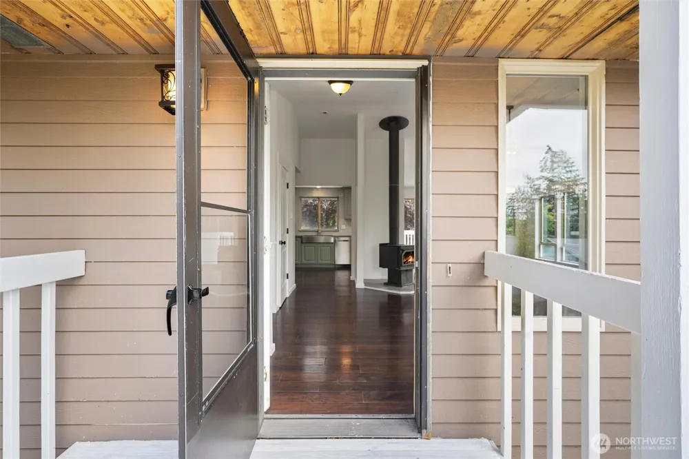937 Rowe Road Camano Island, WA 98282