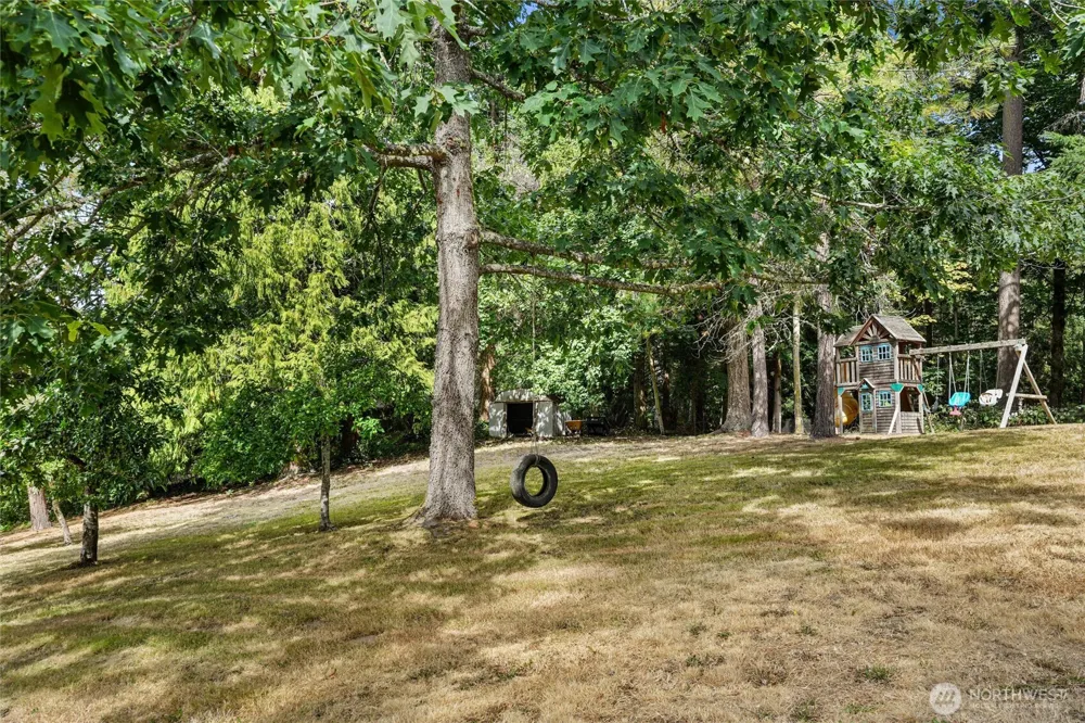 937 Rowe Road Camano Island, WA 98282