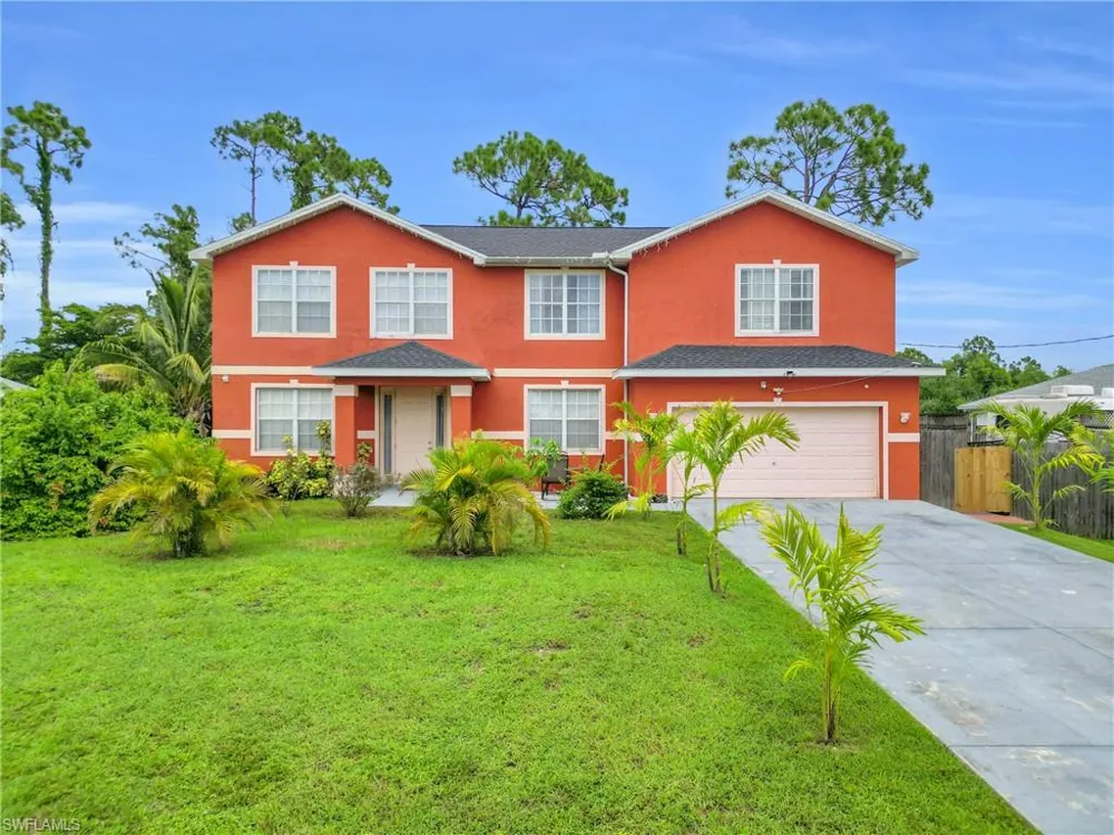 5562 Benton Street Lehigh Acres, FL 33971