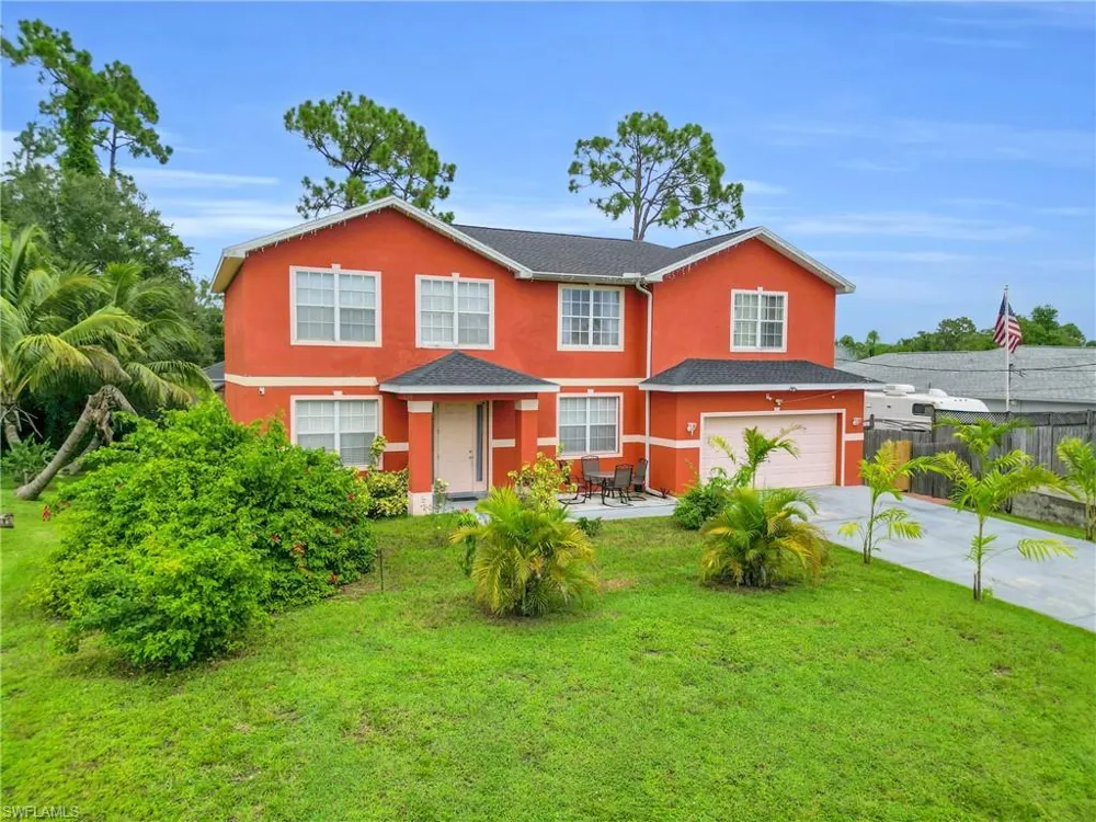 5562 Benton Street Lehigh Acres, FL 33971