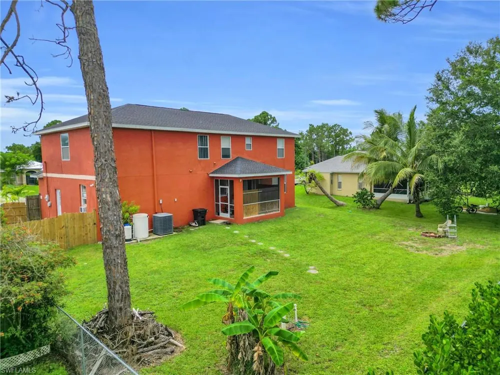 5562 Benton Street Lehigh Acres, FL 33971
